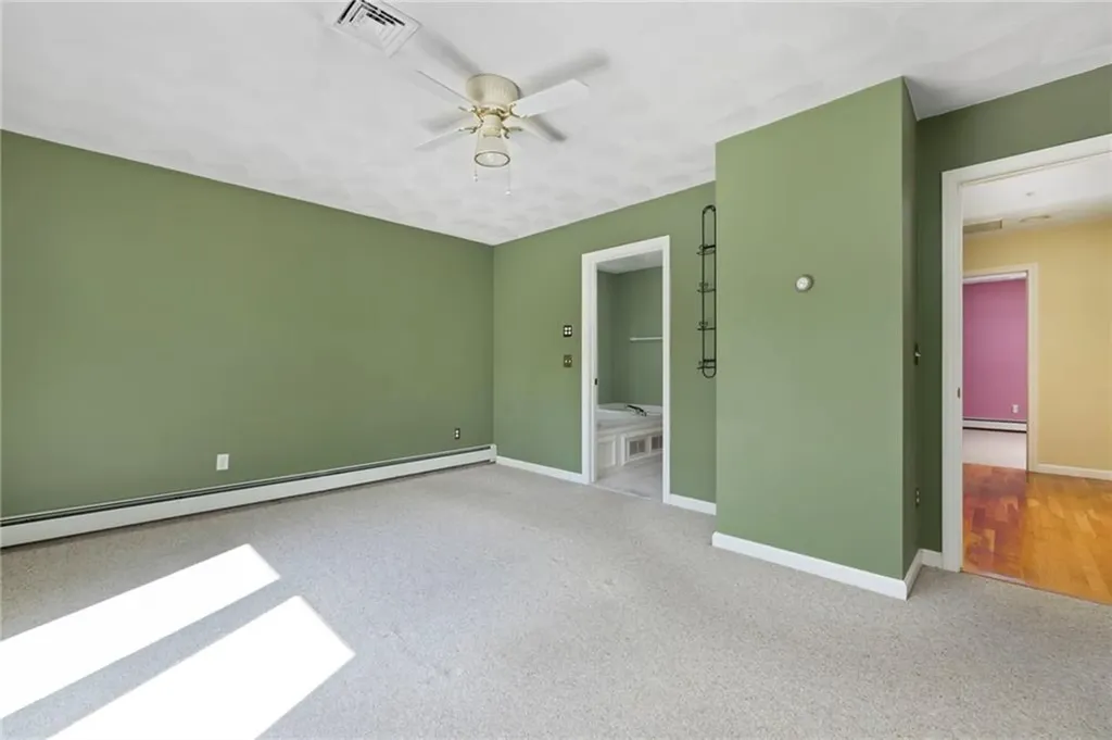 133 Bridgetown Road Narragansett RI 02882