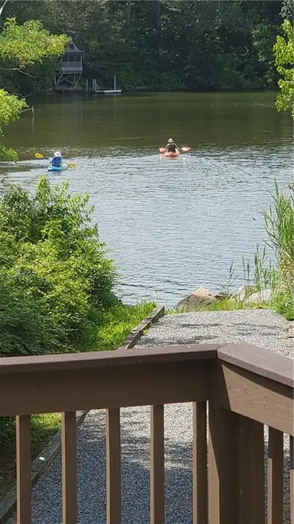 133 Bridgetown Road Narragansett RI 02882