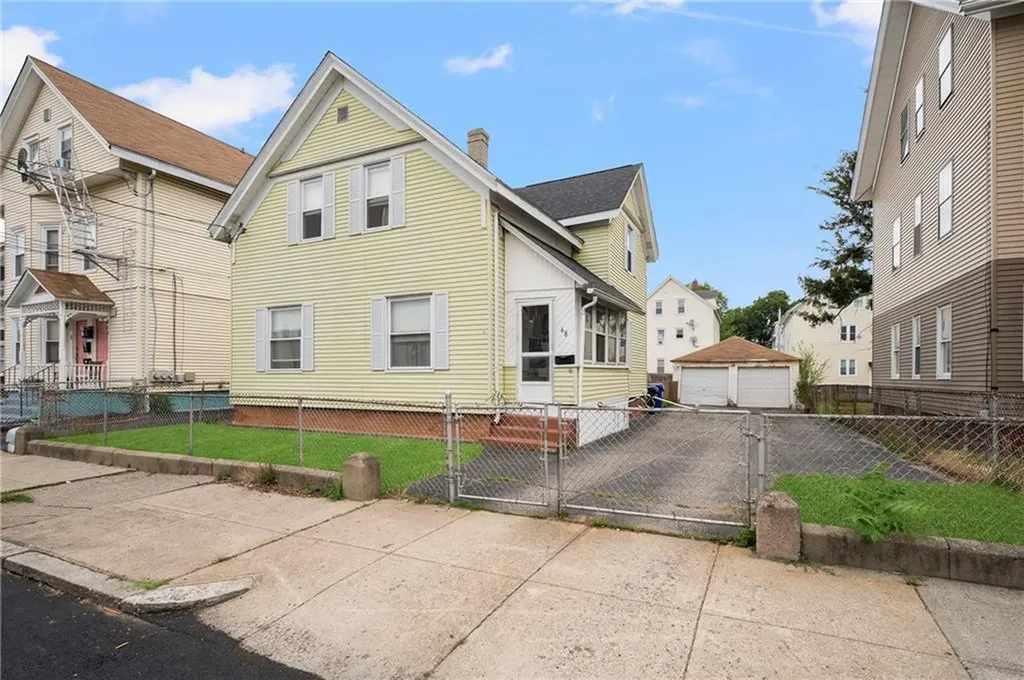 68 Appleton Avenue Pawtucket RI 02860