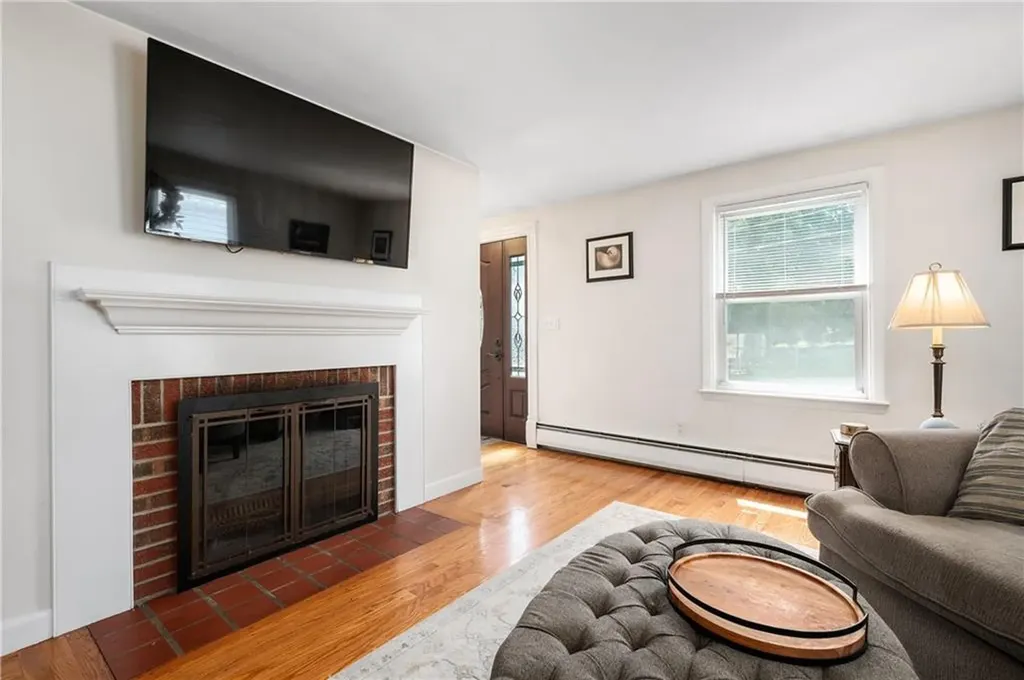 5 Orchard Drive Cumberland RI 02864