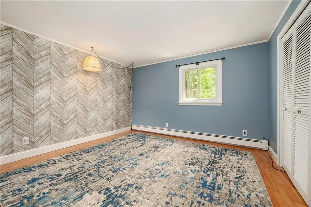 8 Westgate Road Cumberland RI 02864