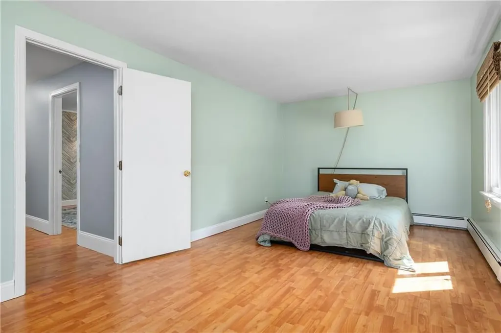 8 Westgate Road Cumberland RI 02864