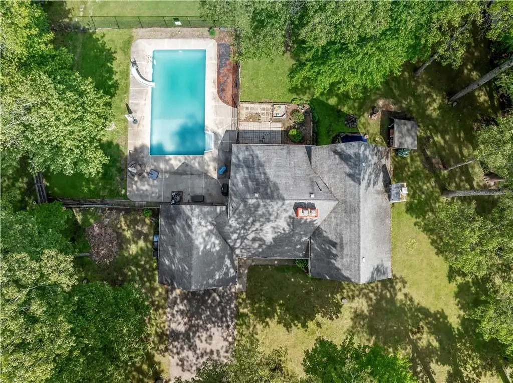 8 Westgate Road Cumberland RI 02864