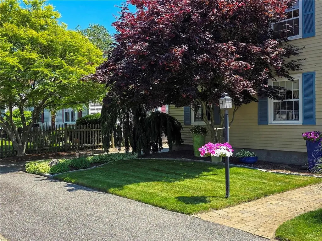 369 Vine Street Pawtucket RI 02861