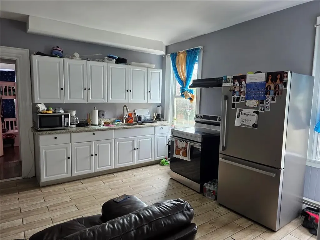 1612 1614 Lonsdale Avenue Lincoln RI 02865
