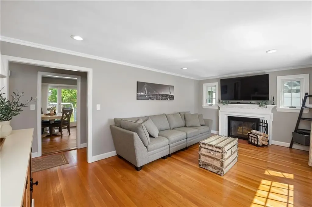 23 Revere Street Pawtucket RI 02861