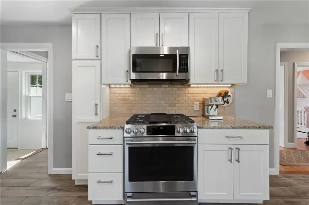23 Revere Street Pawtucket RI 02861