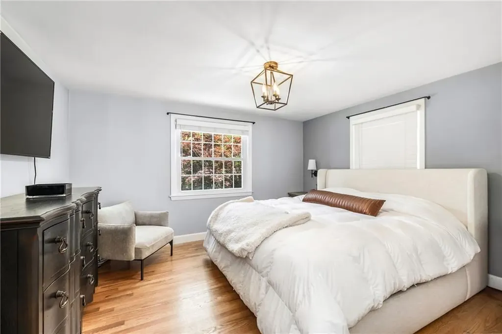 64 Dean Street Cranston RI 02920
