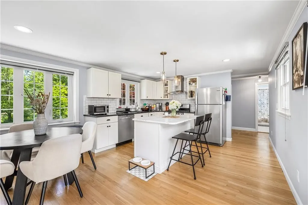64 Dean Street Cranston RI 02920