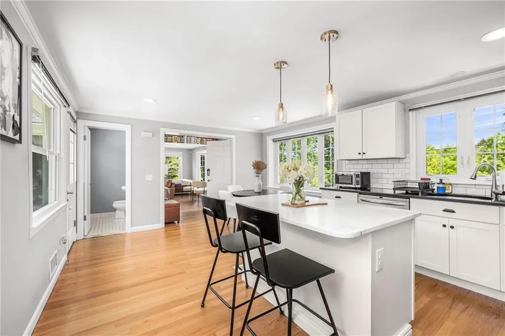 64 Dean Street Cranston RI 02920
