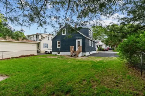 6 Columbia Avenue Lincoln RI 02865
