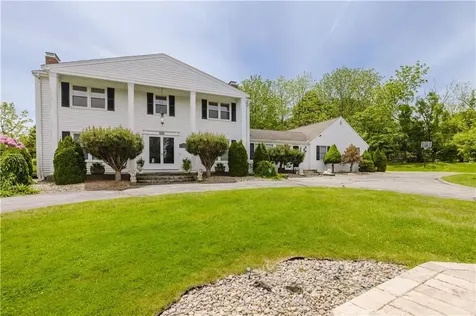 129 Lawrence Drive Portsmouth RI 02871