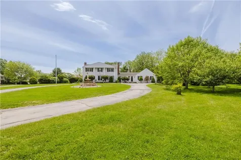 129 Lawrence Drive Portsmouth RI 02871