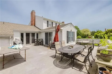 129 Lawrence Drive Portsmouth RI 02871