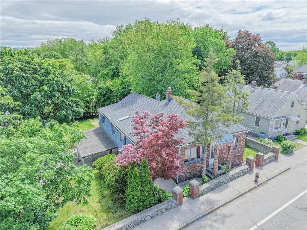 79 George Waterman Road Johnston RI 02919