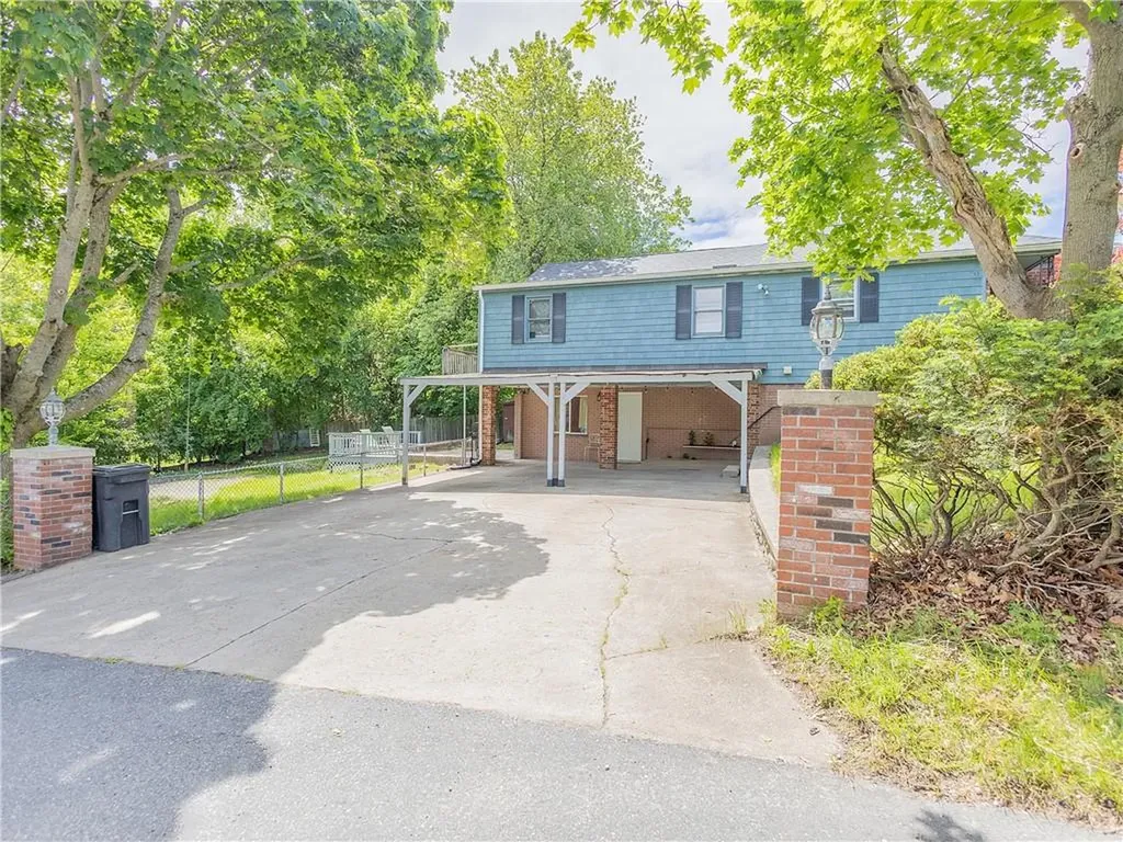 79 George Waterman Road Johnston RI 02919