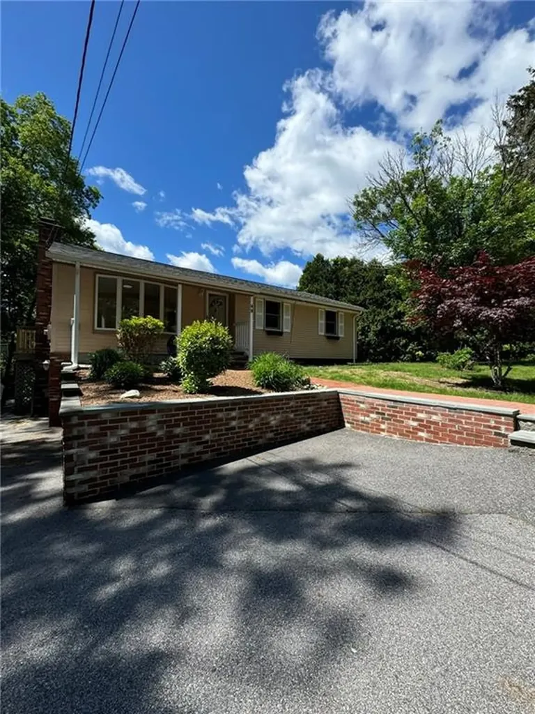 49 Greenbush Road West Warwick RI 02893