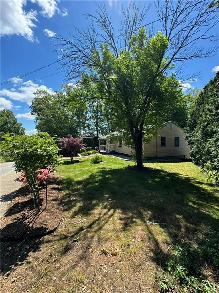 49 Greenbush Road West Warwick RI 02893