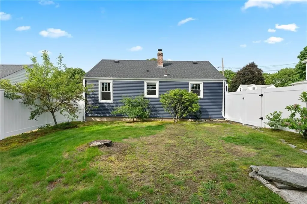 18 Allard Street Cranston RI 02920