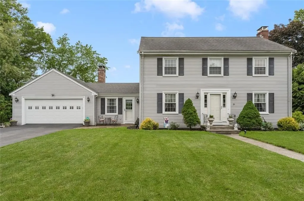 15 Metcalf Drive Cumberland RI 02864