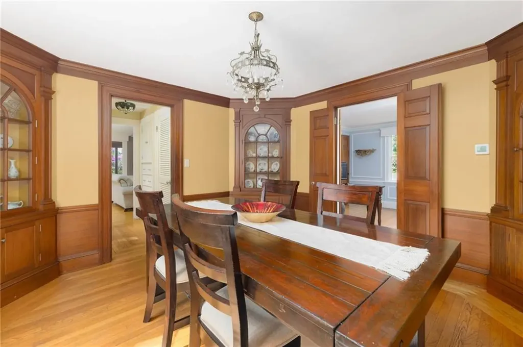 2 Carvin Court Warwick RI 02886