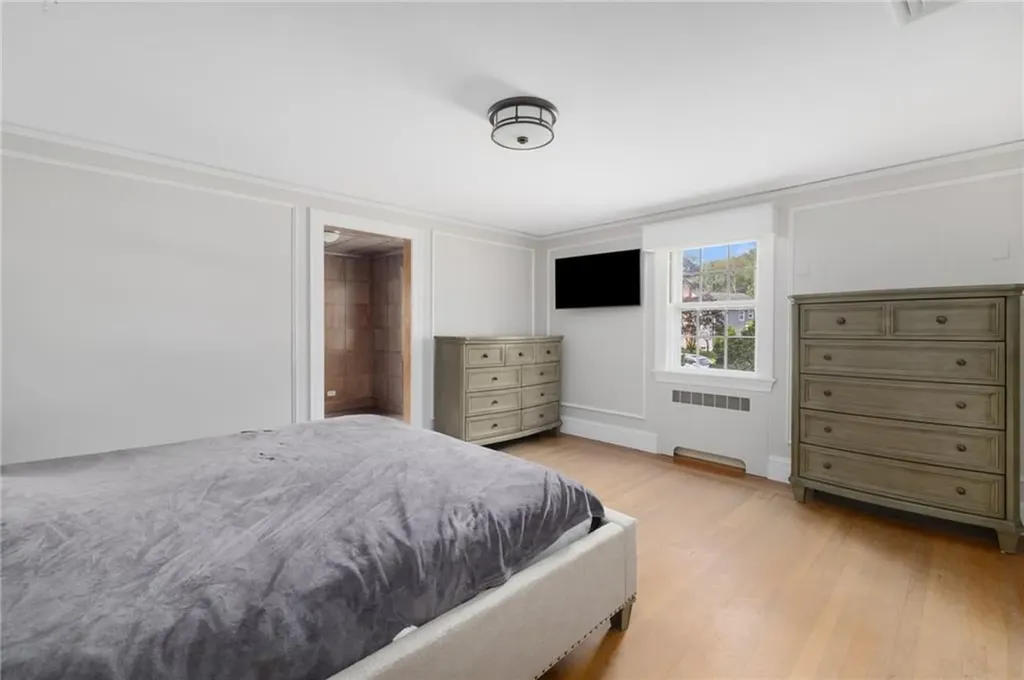 2 Carvin Court Warwick RI 02886
