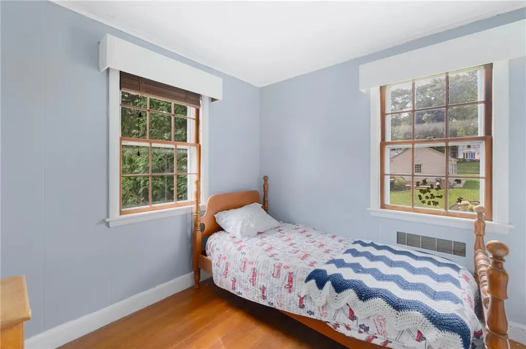 2 Carvin Court Warwick RI 02886