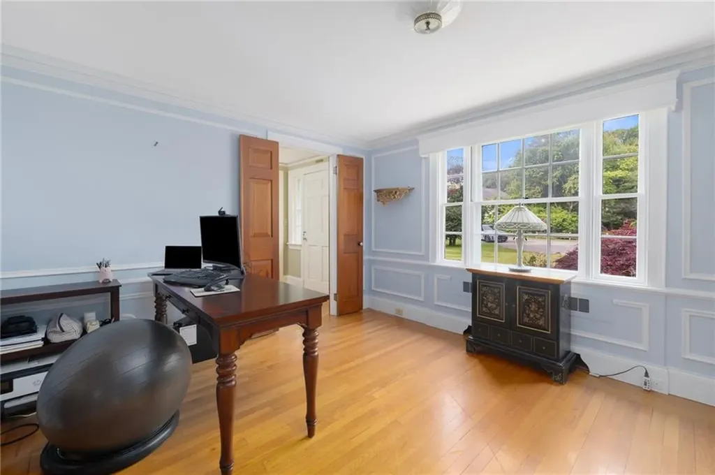 2 Carvin Court Warwick RI 02886