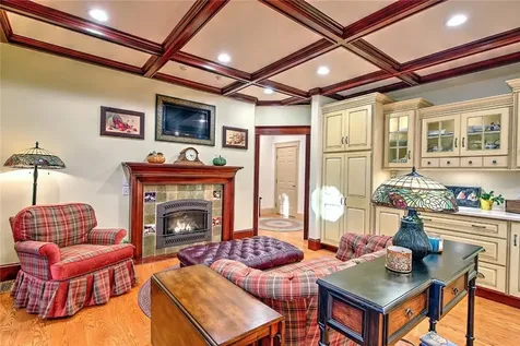 45 Burns Way East Greenwich RI 02818