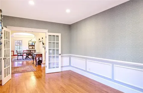 45 Burns Way East Greenwich RI 02818