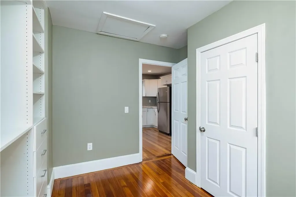133 Broad Street Warwick RI 02888