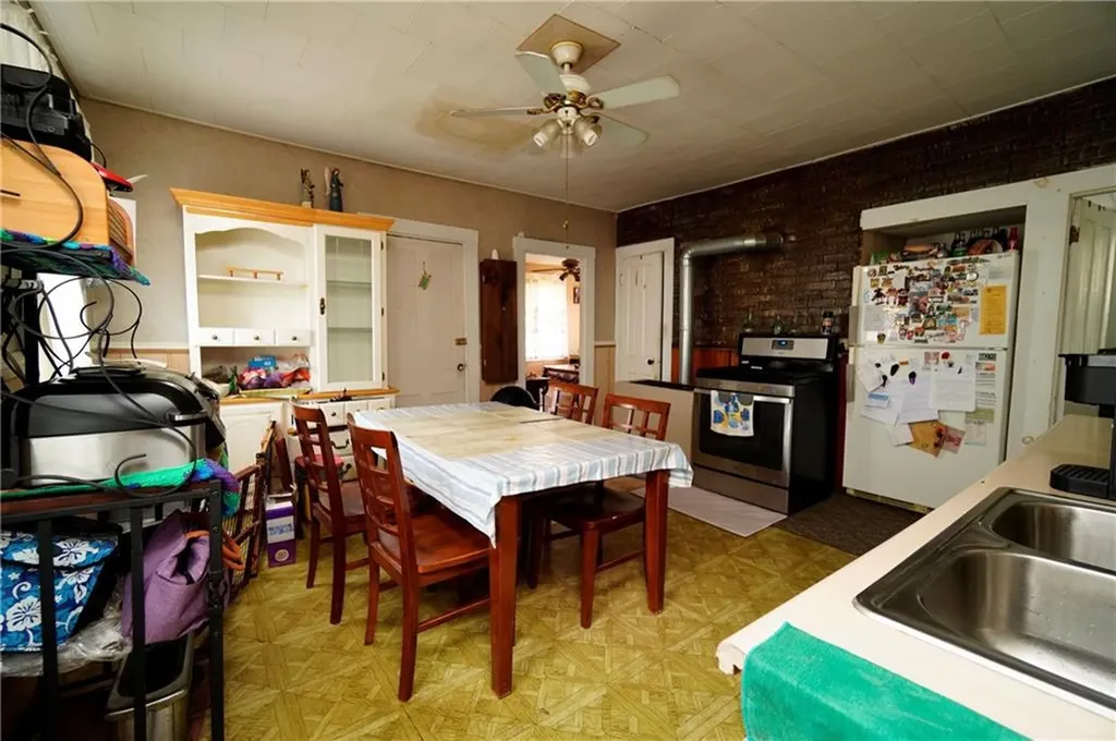 26 Farm Street Woonsocket RI 02895