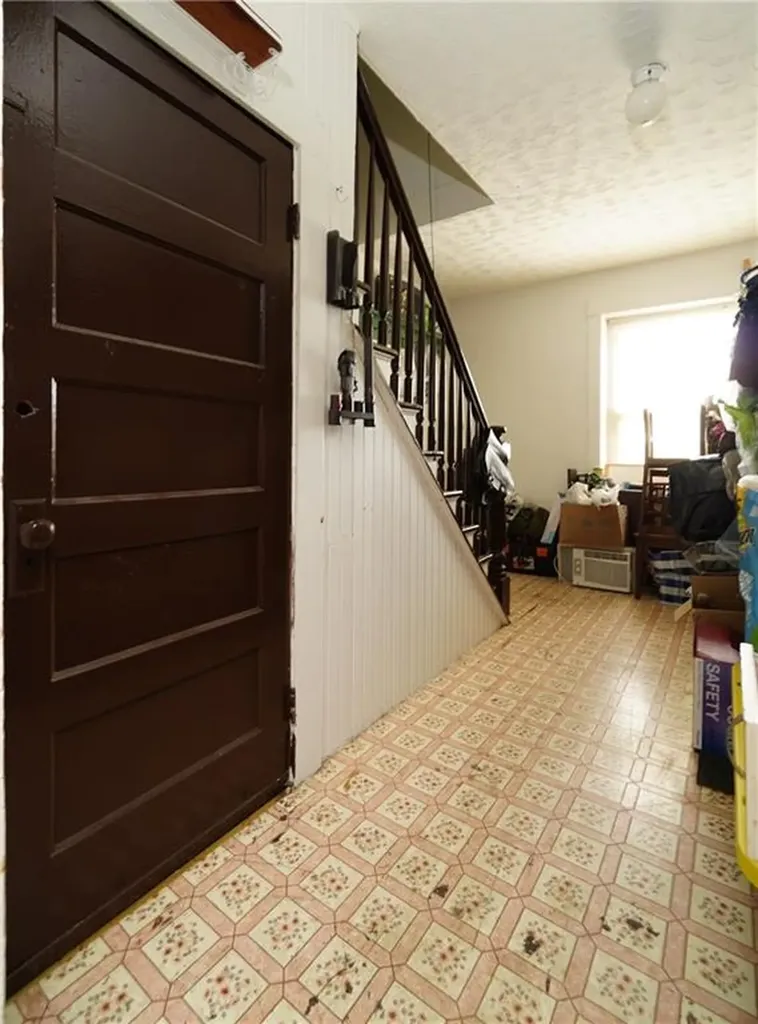 26 Farm Street Woonsocket RI 02895