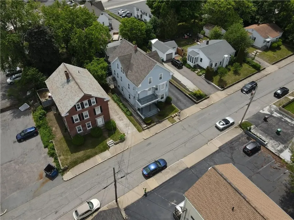 26 Farm Street Woonsocket RI 02895