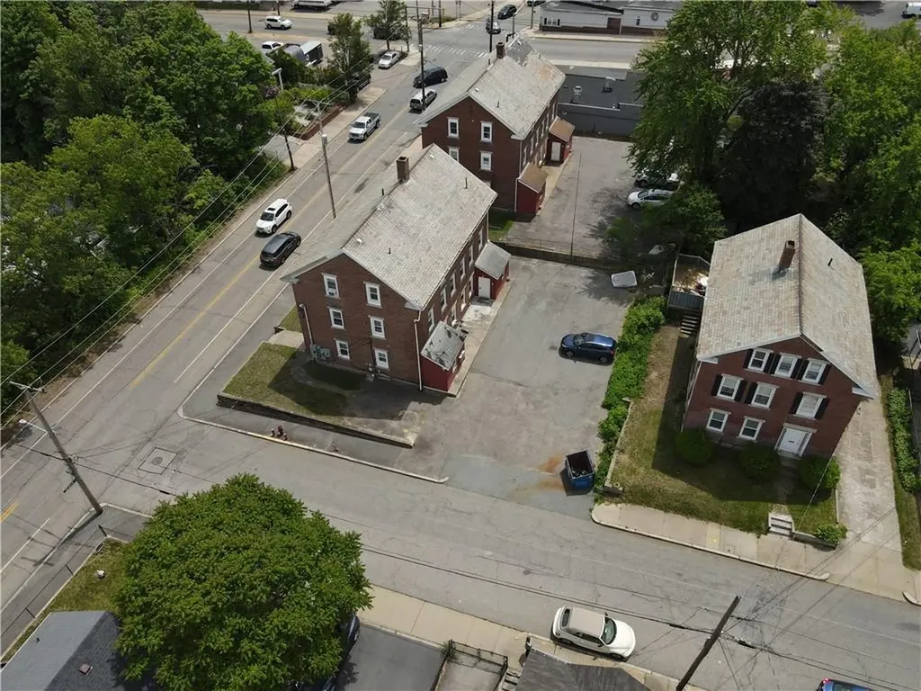 26 Farm Street Woonsocket RI 02895