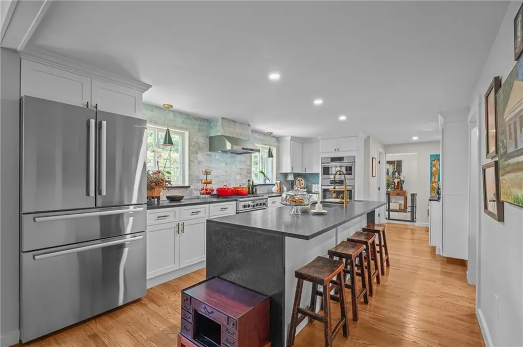 25 King Philip Road Pawtucket RI 02861