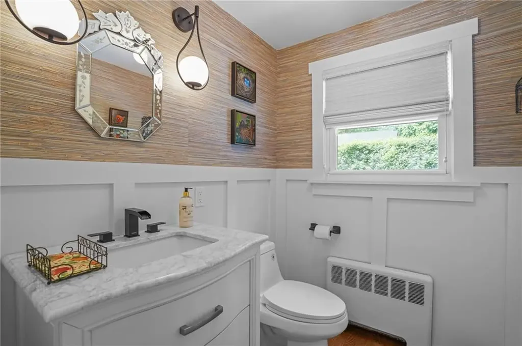 25 King Philip Road Pawtucket RI 02861