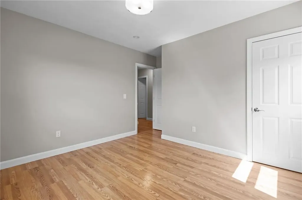 19 Irondale Street Warwick RI 02886