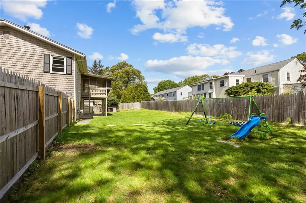 19 Irondale Street Warwick RI 02886