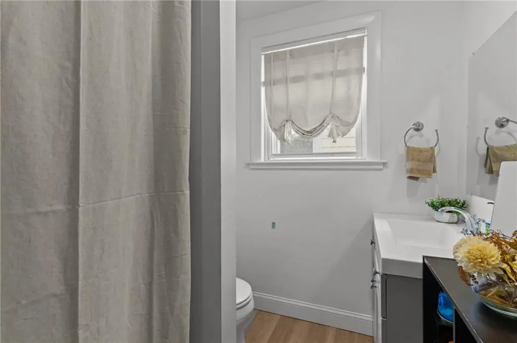 44 Bedlow Avenue Newport RI 02840