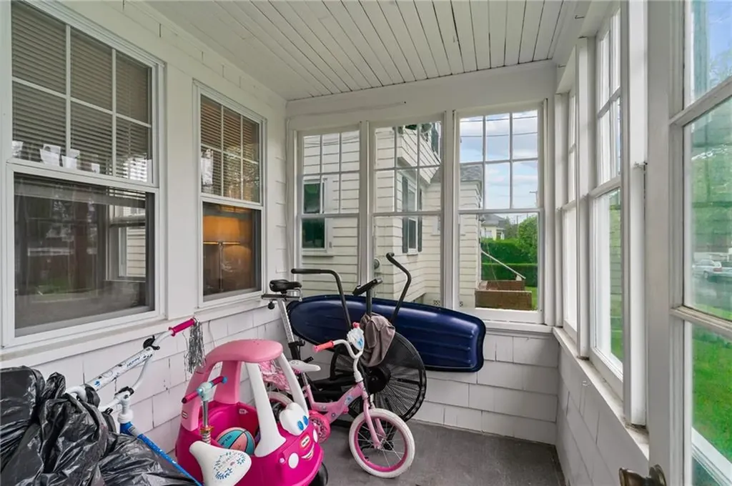 44 Bedlow Avenue Newport RI 02840