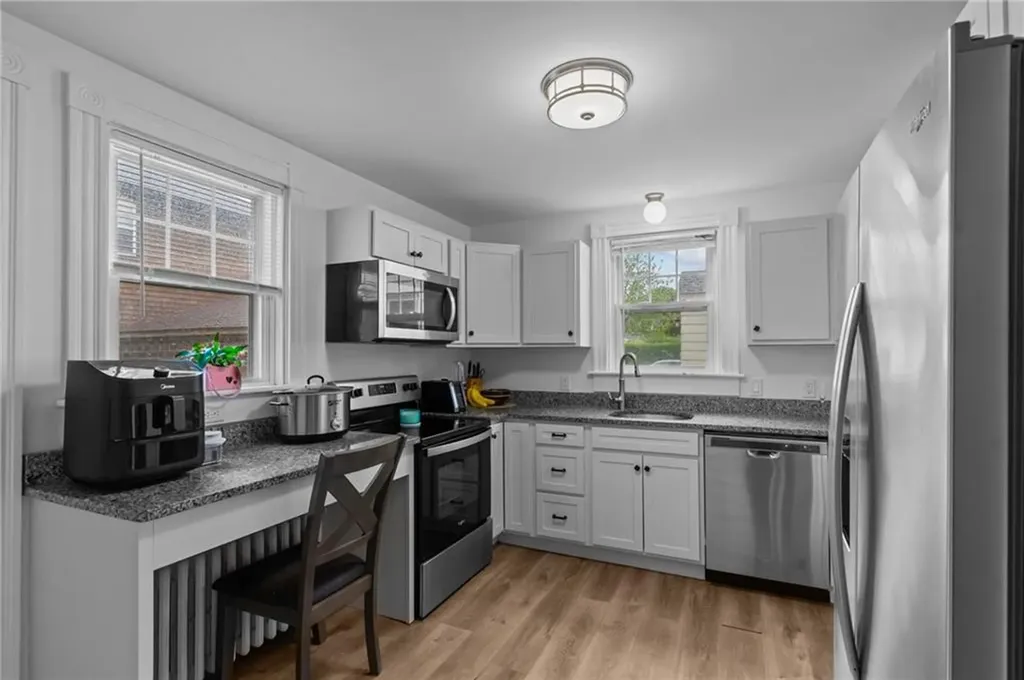 44 Bedlow Avenue Newport RI 02840