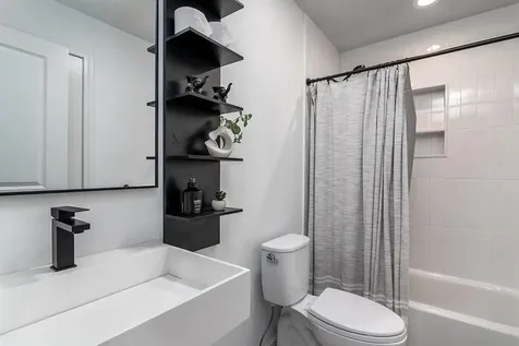 243 Simmonsville Avenue Johnston RI 02919