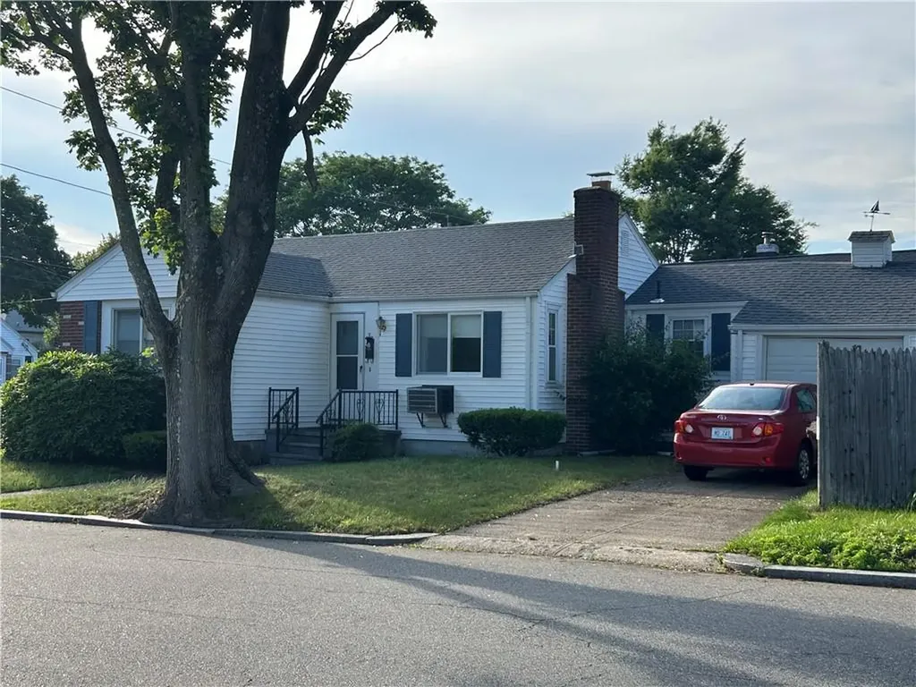 33 Moorland Avenue Providence RI 02908