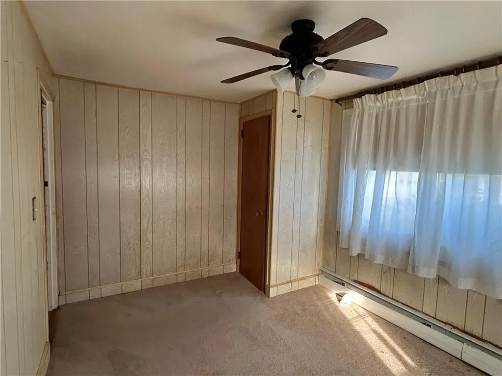 33 Moorland Avenue Providence RI 02908