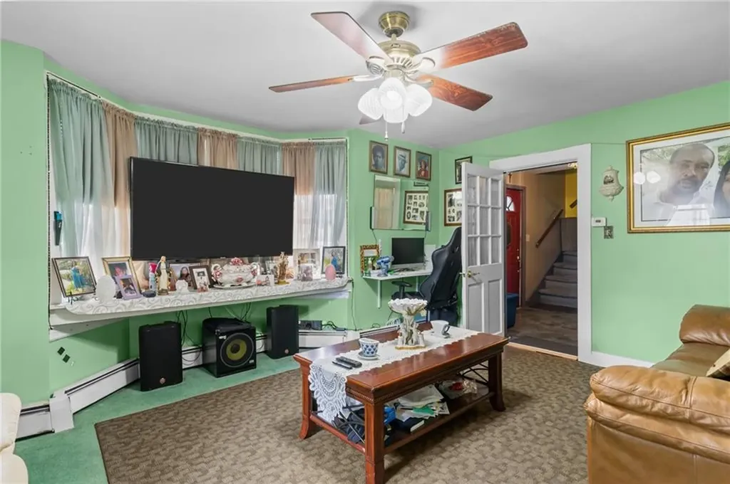43 Dexter Street Woonsocket RI 02895