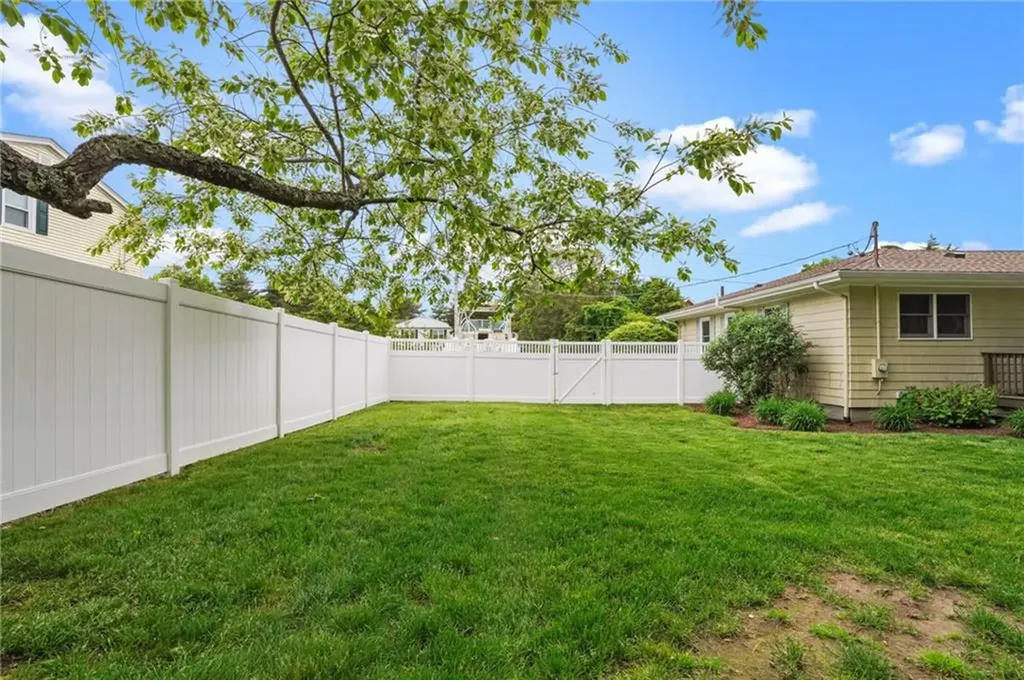 2 Westview Drive Westerly RI 02891