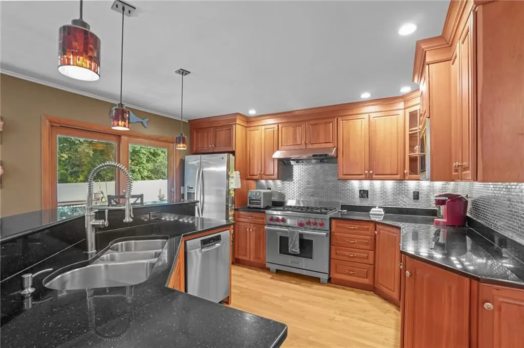 2 Westview Drive Westerly RI 02891