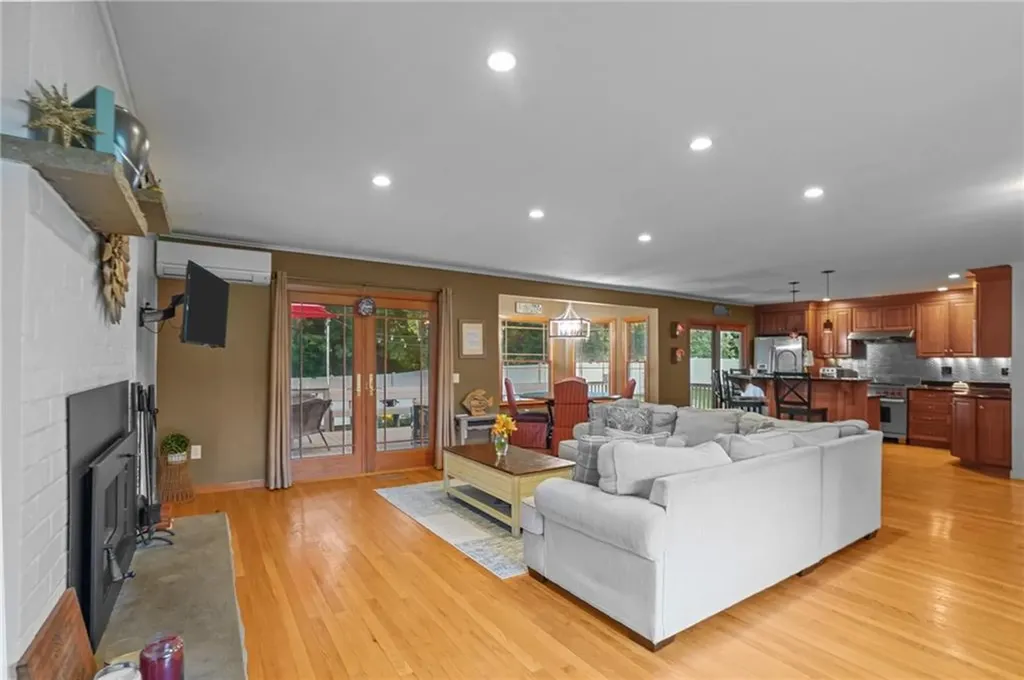 2 Westview Drive Westerly RI 02891