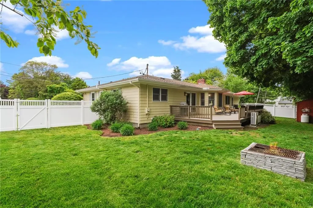 2 Westview Drive Westerly RI 02891